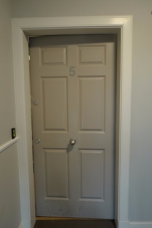 سفارش، نصب و تعمیر درب ورودی | برای قیمت و مشاوره رایگان تماس بگیرید | در سراسر تهران